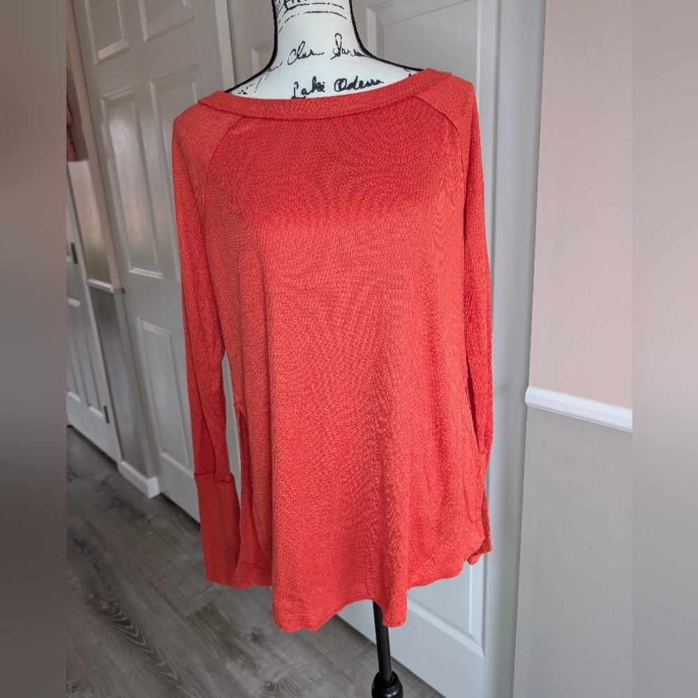 NWT Free People Women’s Lightweight Long-Sleeve Knit Top - Coral